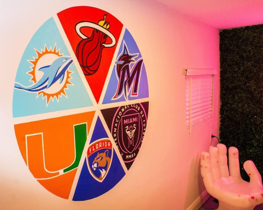 Unique Miami Art Escape W/ Hottub, Arcade & Murals Luaran gambar